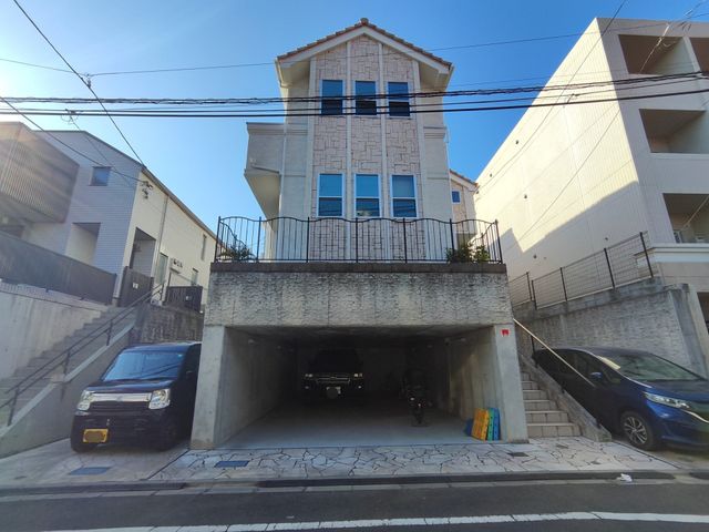 rO 52.0m2̎ԌɕtŉJ̓łS