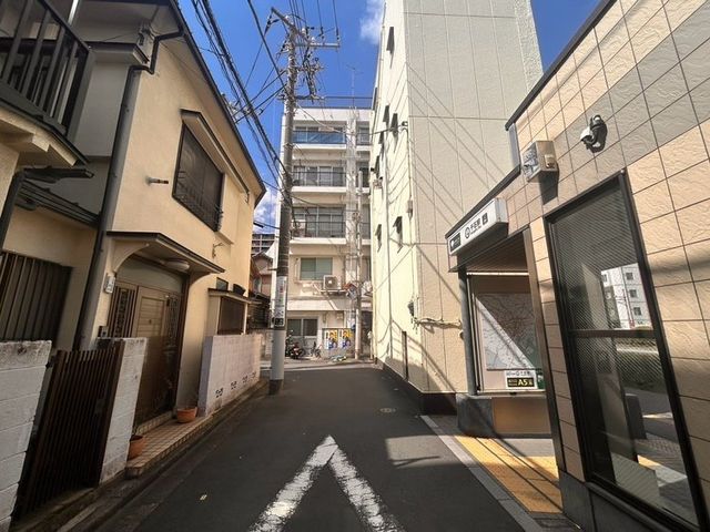 nynʐ^ -