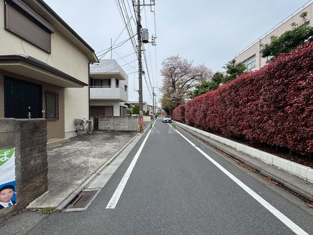 nynʐ^ -