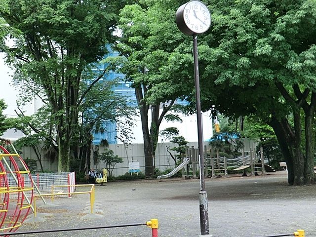 ӊ k k9B 710m
