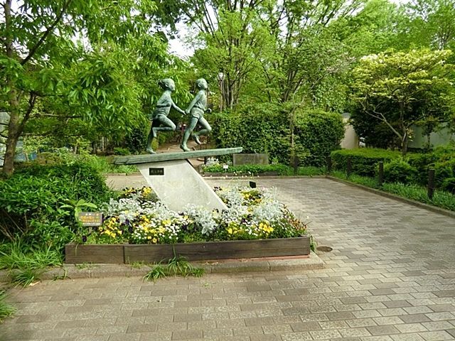 ӊ Βn k5B 380m
