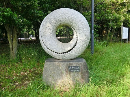 ӊ  k9B 680m