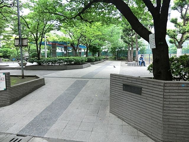 ӊ k k11B 870m