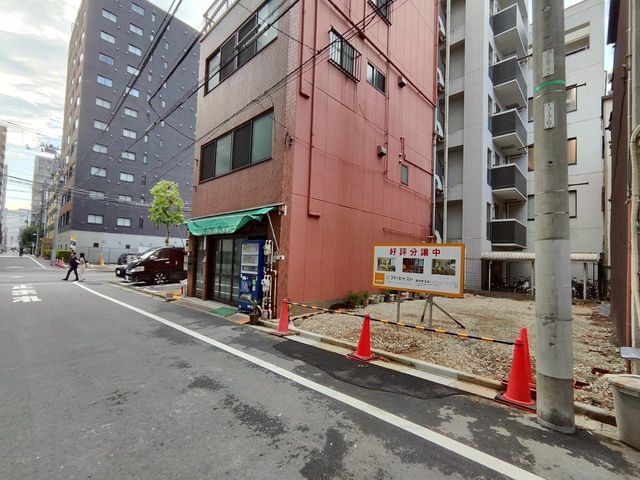 nynʐ^ -