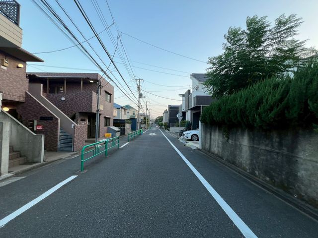 nynʐ^ -