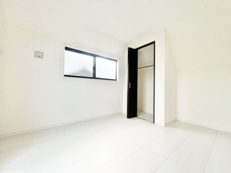 ̑ m̂ԂŁAvCx[gȎԂSLɂ߂܂B