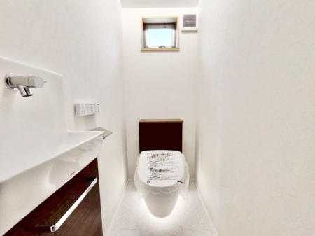 gC gCۂAKȎgp̃EHVbgtV[gCBgCbgy[p[̐ߖʂ܂B