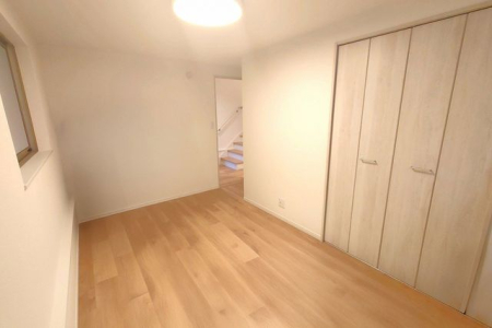 ̑ -