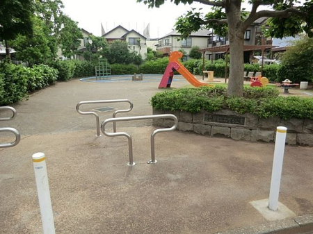 ӊ { k4B 270m