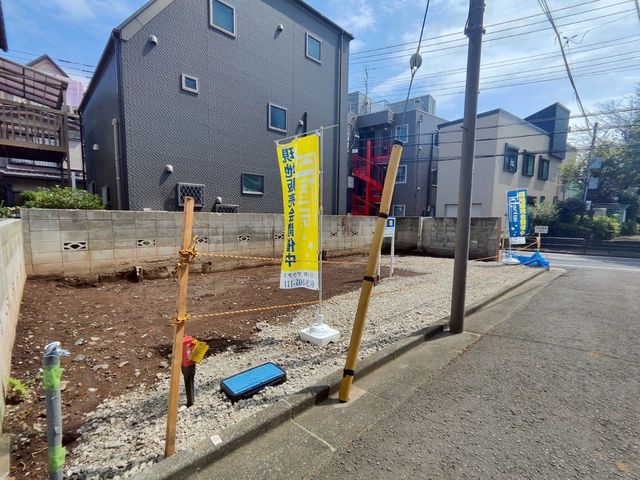 nynʐ^ L