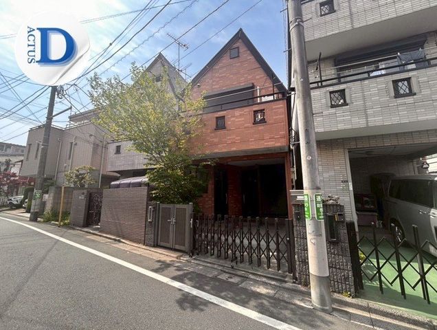 nynʐ^ O