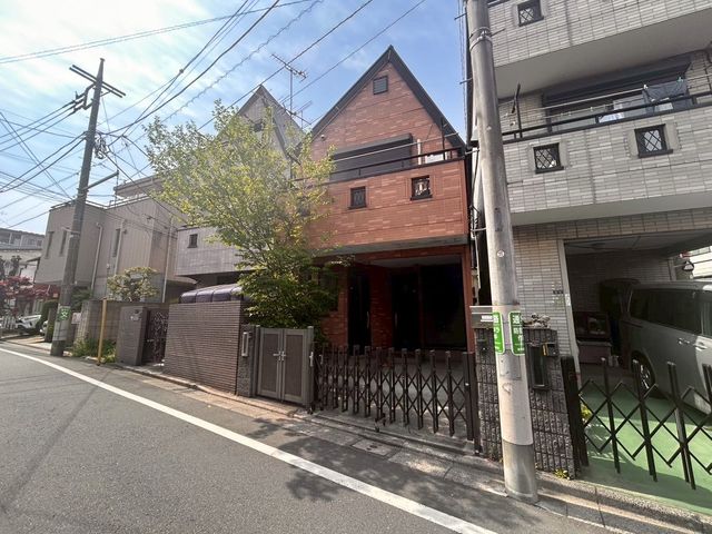 nynʐ^ O