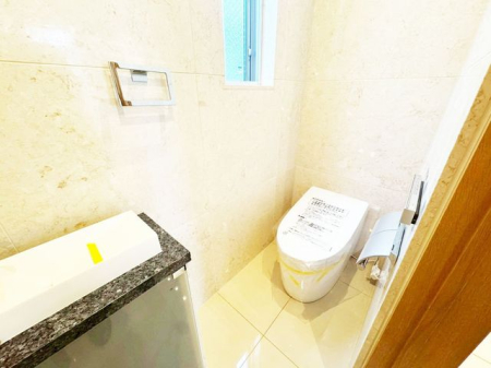 gC gCwxƂgCłB􂢊tĂ܂B