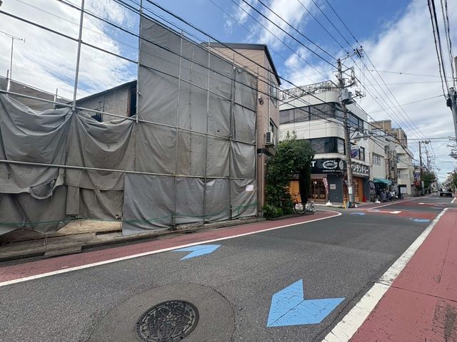 nynʐ^ Ӂۈ牀Ectk10ɕ_݂A̎qĐтɂS̏ZłB