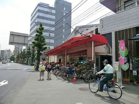 ���ӊ� �X�[�p�[�݂�ׂ鐼�����X �k��9���B 660m