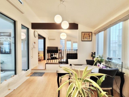 rO rOCeAfLXƂrOB͗lւyCxgɂȂ肻łB