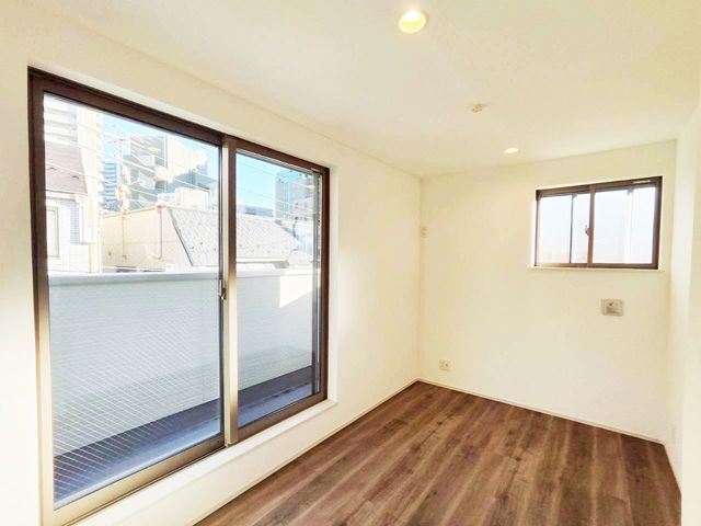 ���ӊ� �o�t�̉��ۈ牀 �k��5���B 390m