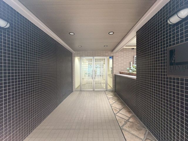 �G���g�����X �G���g�����X