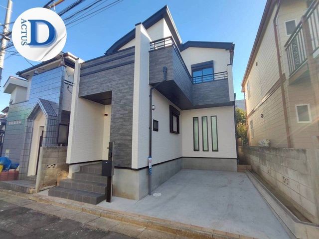 ���n�O�ώʐ^ �G���g�����X