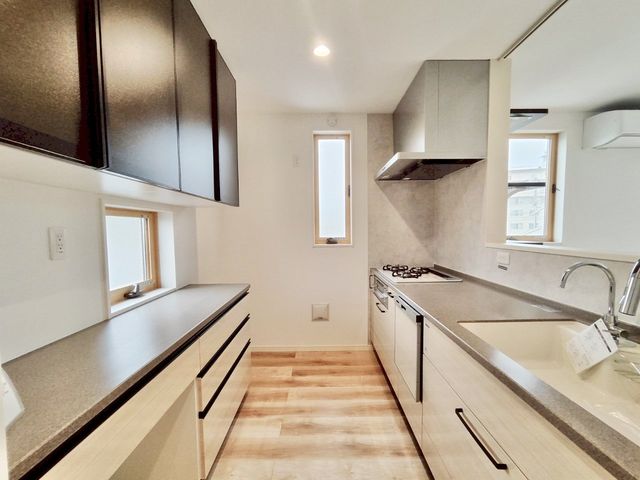 �L�b�`�� -