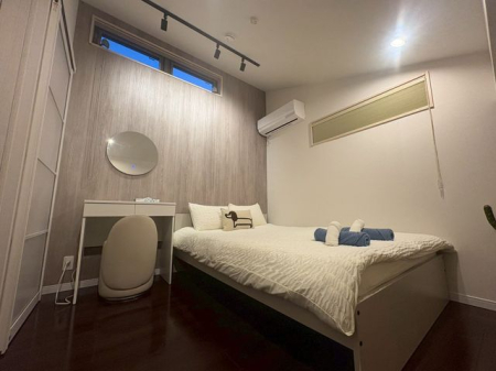 ���r���O -