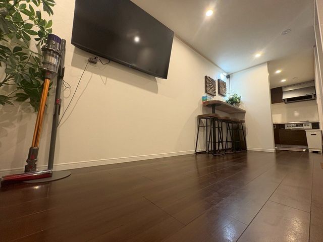 ���r���O ���r���O