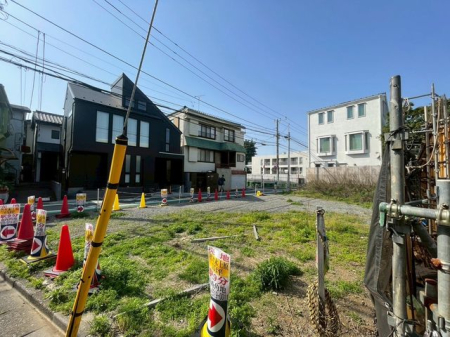 ���n�y�n�ʐ^ �y�n�ʐϖ�185.27m2�̍L��ȕ~�n��