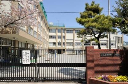 ���ӊ� �L���旧�r�ܑ�ꏬ�w�Z �k��12���B 910m