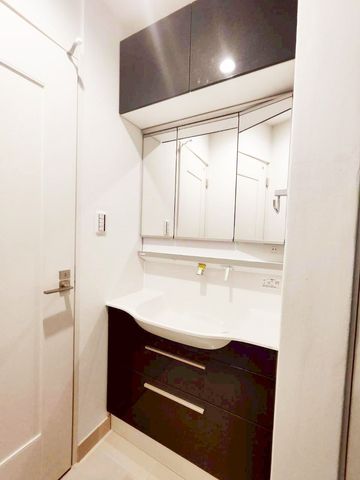 ���ӊ� ����