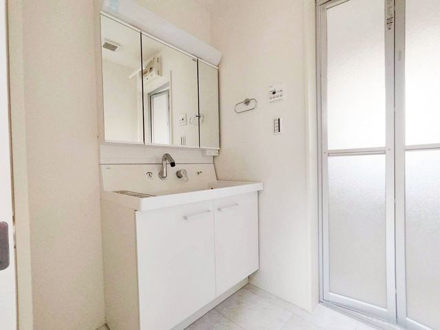 ���ʑ�E���ʏ� -