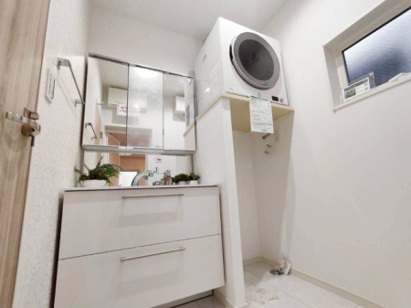 ���ʑ�E���ʏ� -