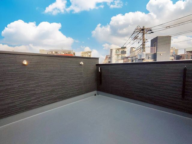 �o���R�j�[ -