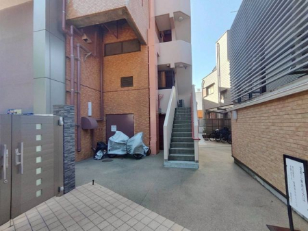 �G���g�����X -