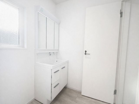 ���ʑ�E���ʏ� �����[�L�x�Ȑ��ʃX�y�[�X