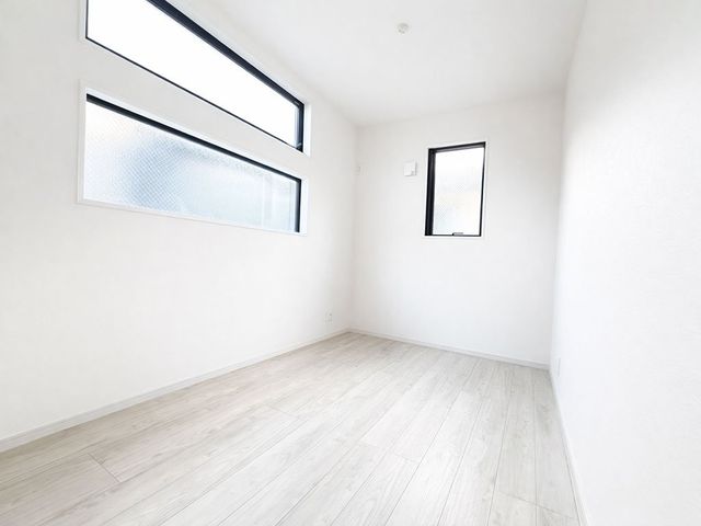 ���̑����� ��2�ʍ̌��ł������̋��X�܂Ŗ��邢��ۂ̋����ł��B