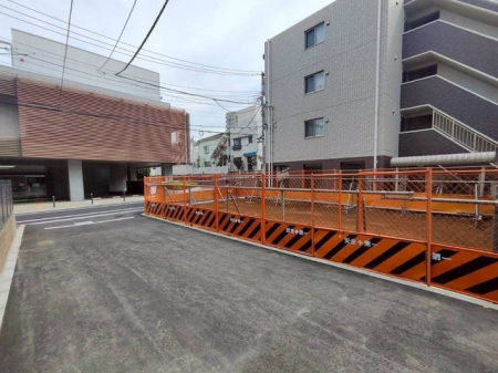 ���n�y�n�ʐ^ ���n������]�ɉ������A�I���W�i���̊Ԏ�������Ă������܂��B