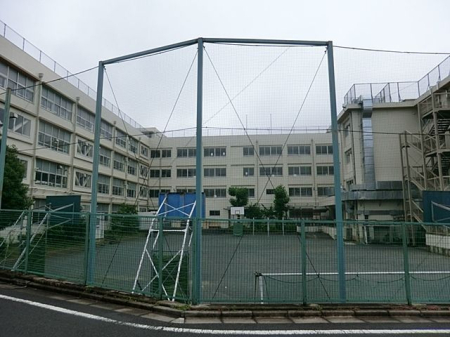 ���ӊ� ���n�旧�ш䒆�w�Z �k��4���B 300m