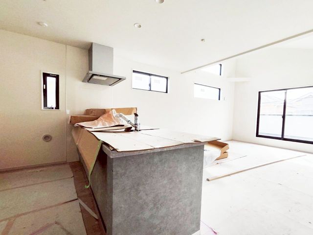 �L�b�`�� �L�b�`�����������S�̂����n����Ζʎ��L�b�`���B���q�l�������Ȃ��痿�����ł��܂��B