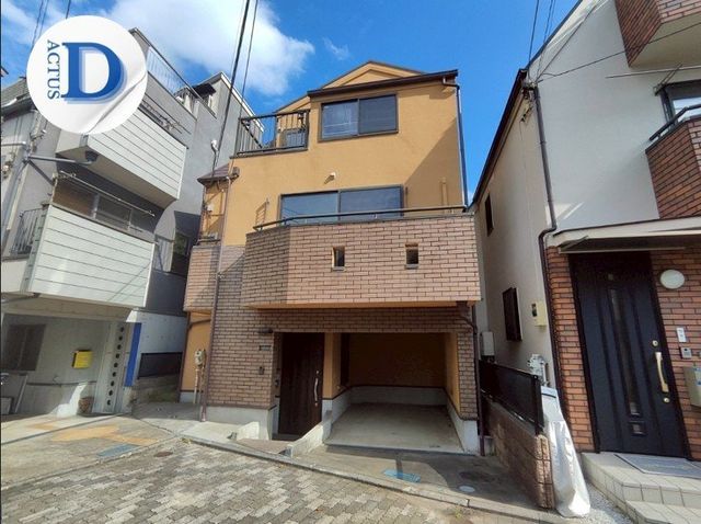 ���n�O�ώʐ^ ���n�������d�S���y��꓌��O�z�w�k��6���B�@�s�S�ւ̃A�N�Z�X�ǍD�ł��B