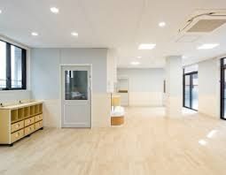 ���ӊ� �L�b�Y�K�[�f���V����w�O �k��2���B 150m