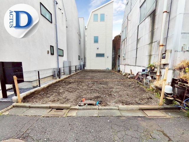 ���n�y�n�ʐ^ ���n�������̔z�u��Ԏ������R�ɍl���₷���Y��Ȑ��`�n�ł��B