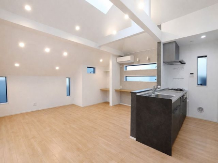 ���r���O ���r���O