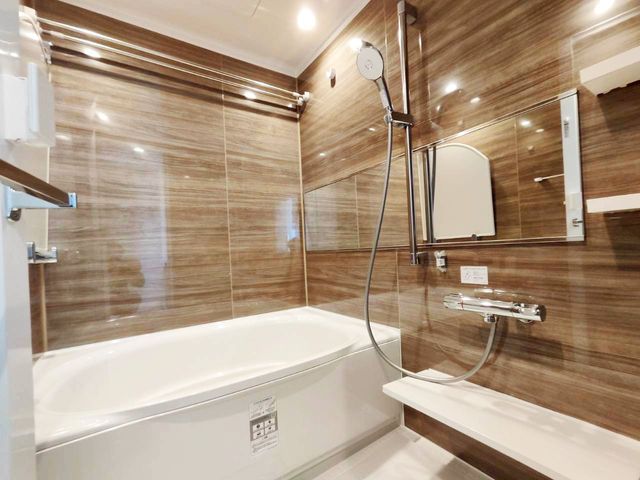 ���� �������Y��ȃo�X���[���ł�����蓒�D�ɐZ����ƁA�S�g���Ƀ����b�N�X�ł��P���̔�����₵�܂��B