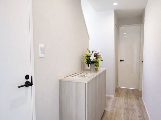 ���� ����