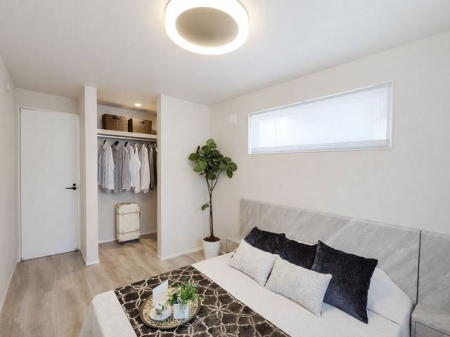 ���̑����� ���r���O