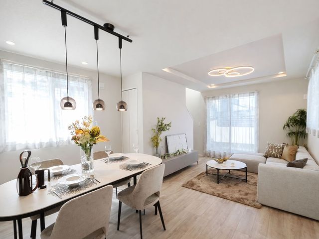 ���r���O �o�X