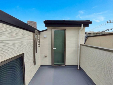 �o���R�j�[ �X�J�C�o���R�j�[����3.8���̃X�J�C�o���R�j�[�B�Ăɂ͂��q�l�̃v�[���␅�V�я�Ƃ��Ă��y���߂����ł��B