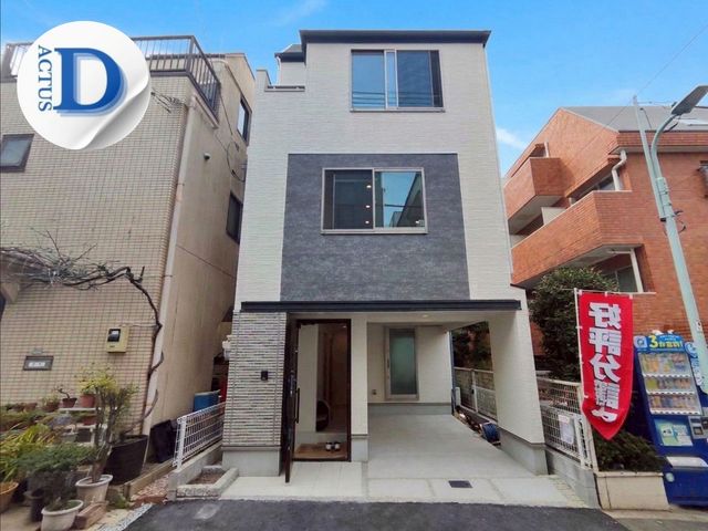 ���n�O�ώʐ^ �O�ρ�JR�R������u�b����v�w�k��10���B���b����K�[�f���v���C�X�܂œk����5��