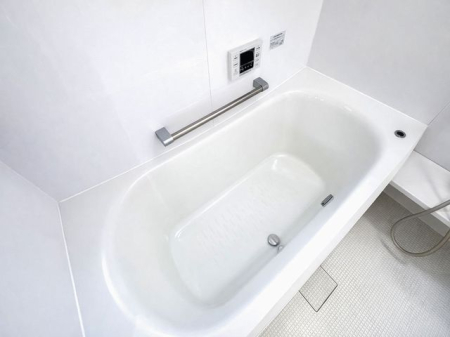 ���� �o�X�����K�ȃ��j�b�g�o�X