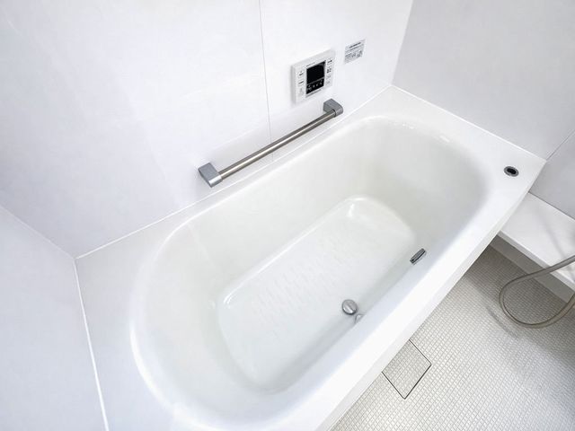 ���� �o�X�����K�ȃ��j�b�g�o�X